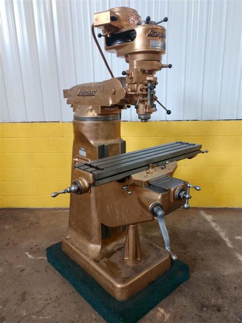 ram type vertical milling machine